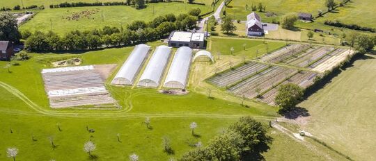 Vue aérienne de l'espace test agricole à Sains du Nord (Serres) 